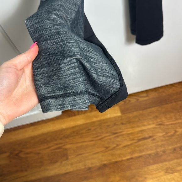 Lululemon Barre Pulse Pant Black Reversible Slub Denim Black Size 6 - Picture 4 of 10